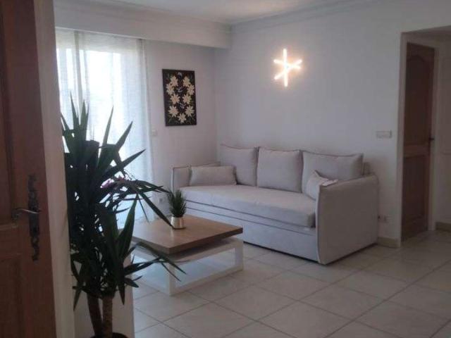 Location appartement 3 pièces Antibes 06