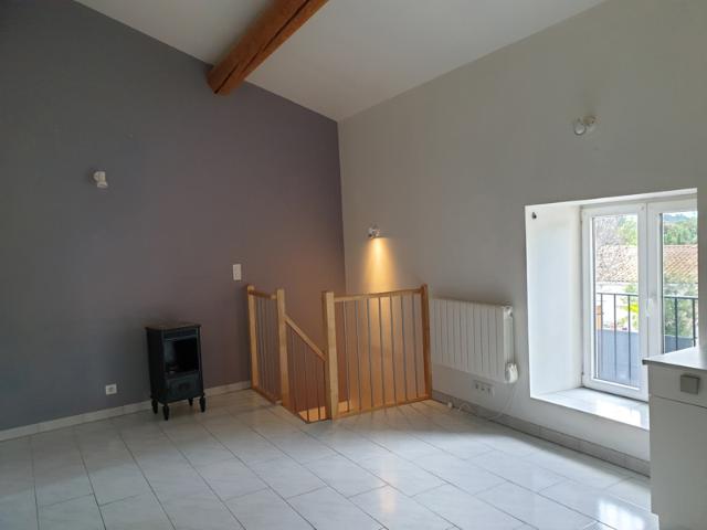 LOCATION APPARTEMENT 3 PIECES AUJARGUES