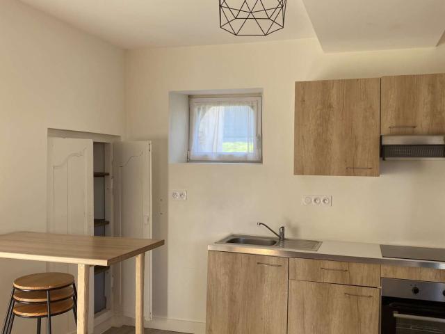 Location appartement 3 pièces Changé 53