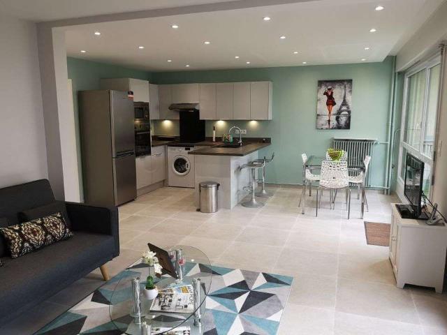 Location appartement 3 pièces Courbevoie 92