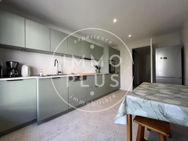 Location Appartement 3 pièces + cuisine 76,92 m² 1
