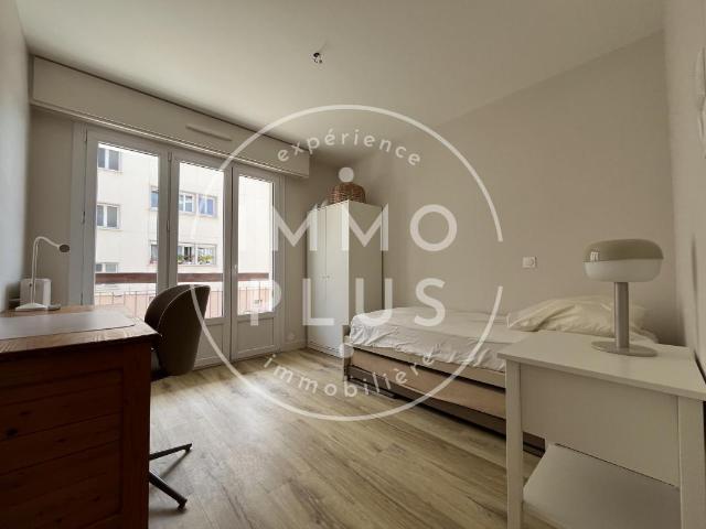 Location Appartement 3 pièces + cuisine 76,92 m²