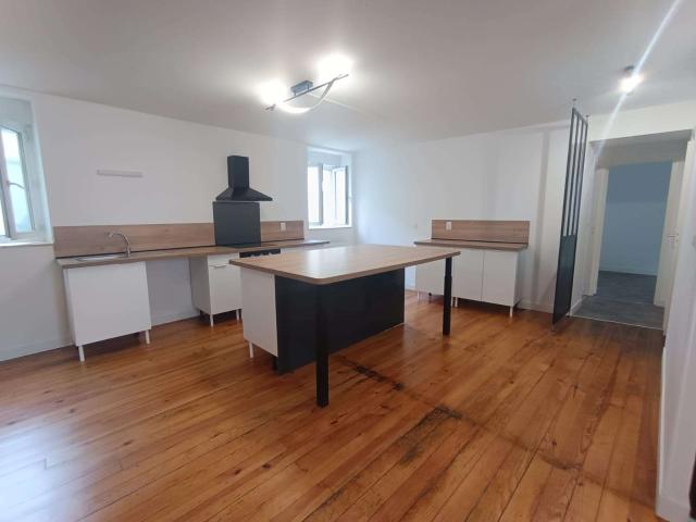 Location appartement 3 pièces Écommoy 72