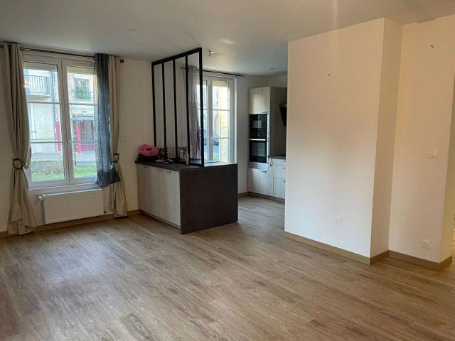 Location appartement 3 pièces Falaise 14