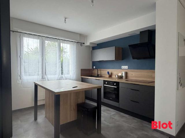 Location appartement 3 pièces Fougères 35