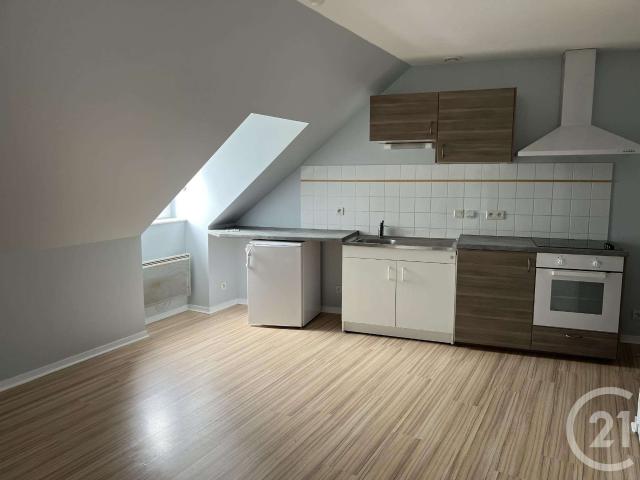 Location appartement 3 pièces Fougères 35