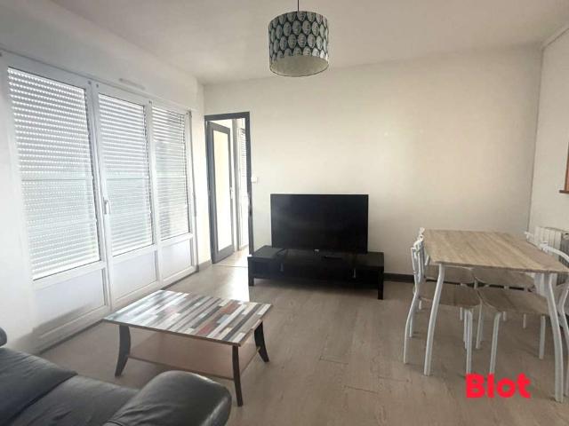 Location appartement 3 pièces Fougères 35