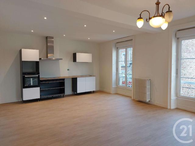Location appartement 3 pièces Fougères 35