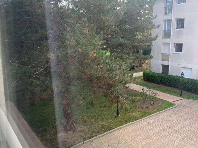 Location appartement 3 pièces La Celle Saint Cloud 78
