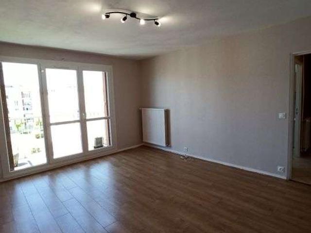 Location appartement 3 pièces La Souterraine 23