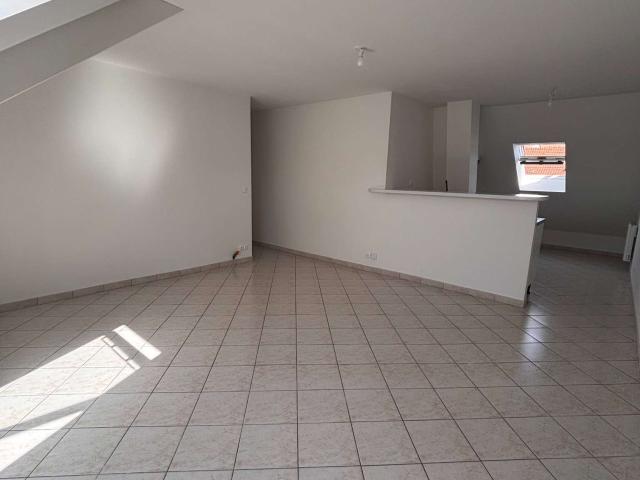 Location appartement 3 pièces La Suze sur Sarthe 72