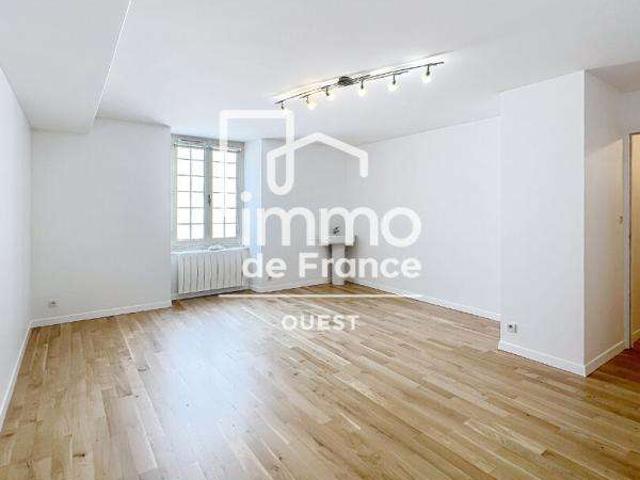 Location appartement 3 pièces Laval 53