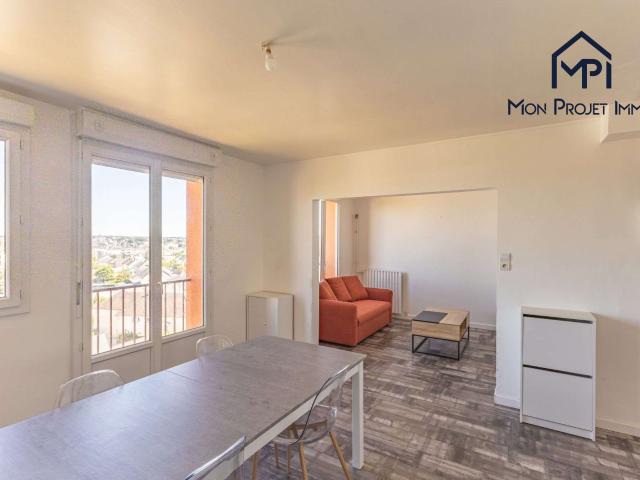 Location appartement 3 pièces Laval 53