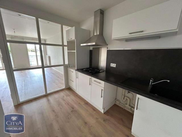 Location appartement 3 pièces Laval 53