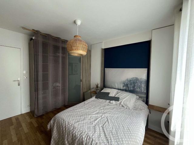 Location appartement 3 pièces Laval Avesnières 53