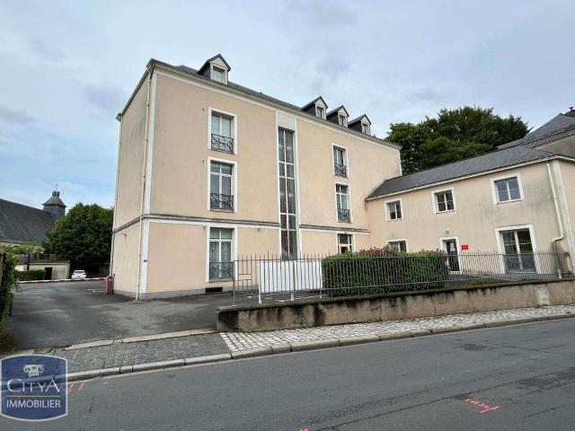 Location appartement 3 pièces Laval Centre Ville Cathédrale 53