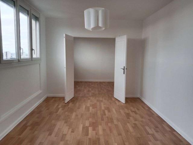 Location appartement 3 pièces Le Mans Miroir Batignolles 72