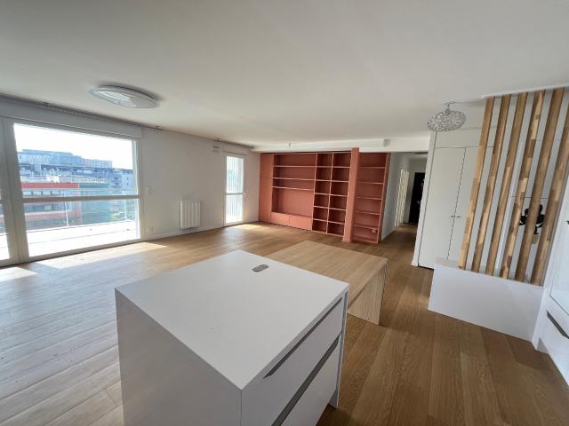 Location Appartement 3 Pièces Lumineux avec Terrasse à RODEZ Bourran