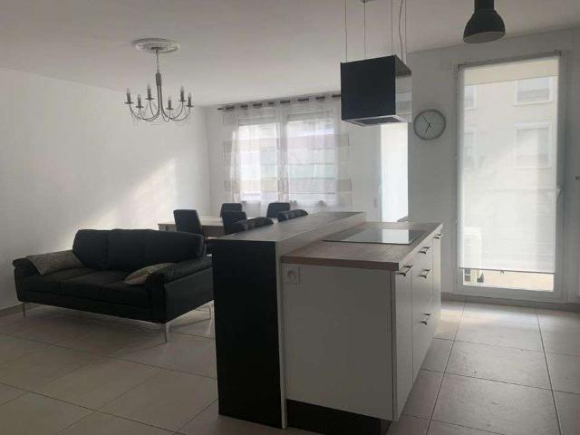 Location appartement 3 pièces Lyon 8e 69