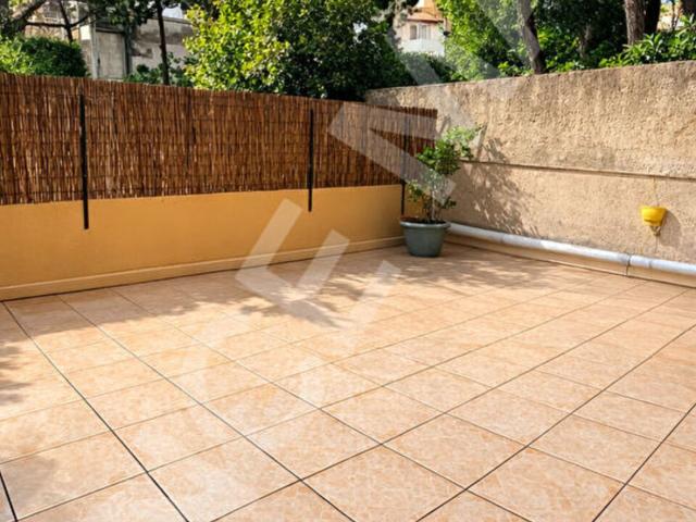Location appartement 3 pièces Marseille 06 13006 868619