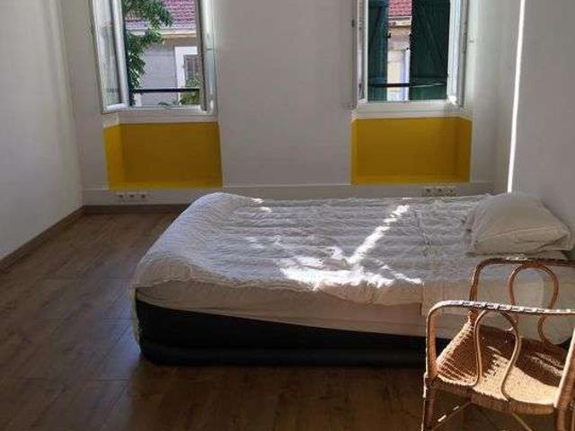 Location appartement 3 pièces Marseille 4e 13