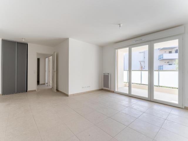 Location appartement 3 pièces MARSEILLE 53m² à 847.16€/mois CDC Habitat