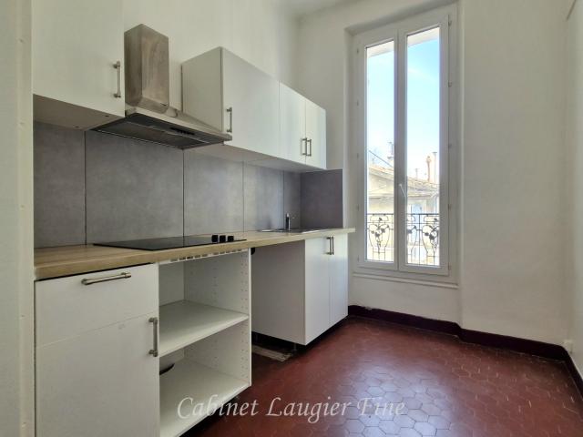 location appartement 3 pièces Marseille Terminus bus et tramway