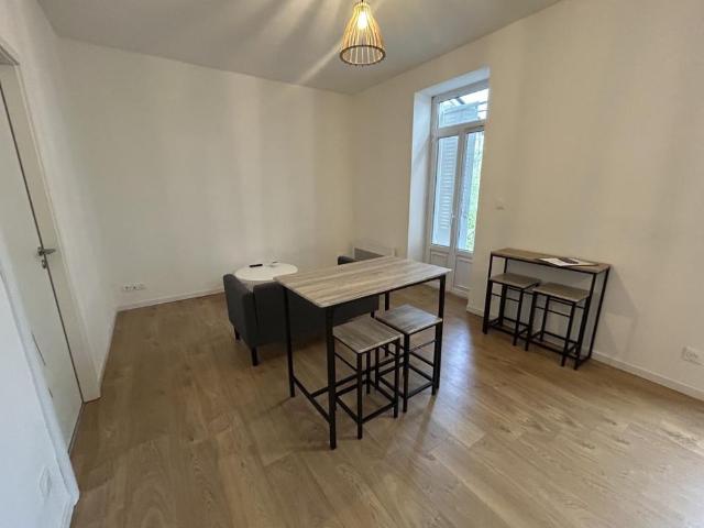 Location Appartement 3 pièces Meublé 47m² LE CREUSOT 71200