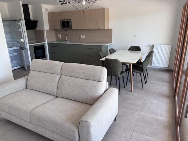 Location Appartement 3 pièces Meublé 64m² BASSENS 73000