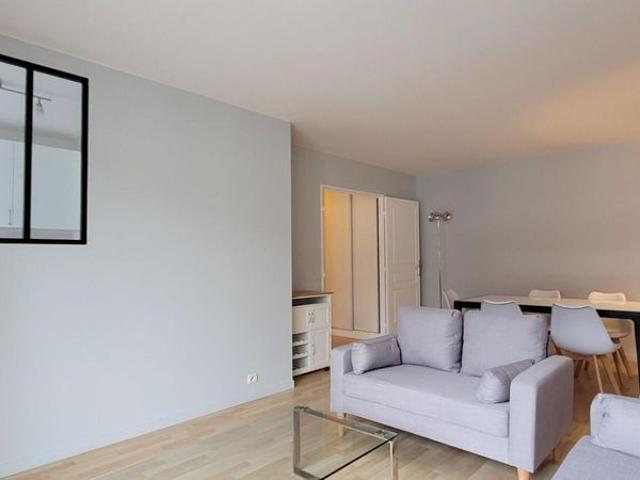 Location Appartement 3 pièces Meublé 68m² ISSY LES MOULINEAUX 92130