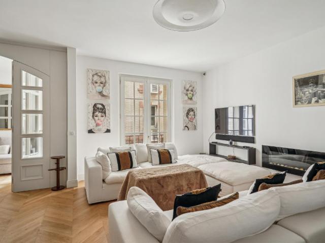 Location Appartement 3 pièces Meublé 80m² PARIS 16 75116