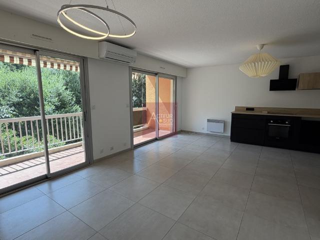 LOCATION APPARTEMENT 3 PIÈCES MEUBLÉ MONTPELLIER BEAUX ARTS BOUTONNET