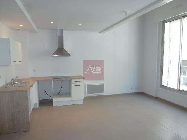 LOCATION APPARTEMENT 3 PIÈCES MONTPELLIER ÉCUSSON COMÉDIE