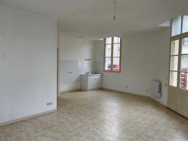 Location Appartement 3 pièces Montreuil Bellay