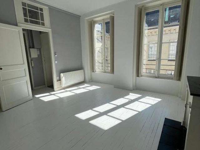 Location appartement 3 pièces Nantes Centre Ville 44