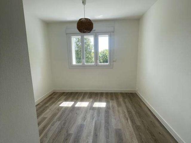 Location appartement 3 pièces Nantes Rond Point de Paris Blanche de Castille 44