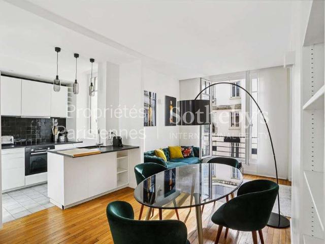 Location appartement 3 pièces Paris 7e 75