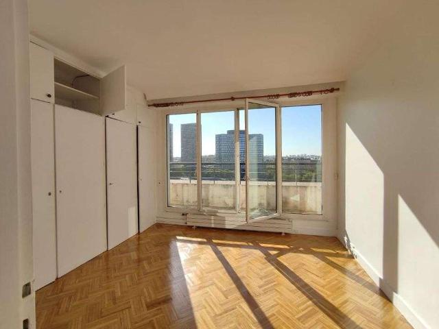Location appartement 3 pièces Paris 16e 75