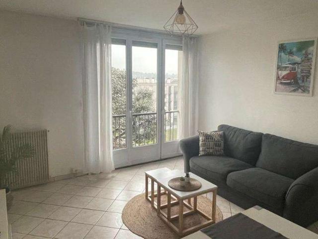 Location appartement 3 pièces Pessac 33
