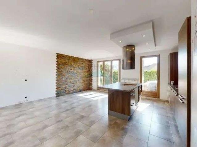 Location appartement 3 pièces Roissy en Brie 77