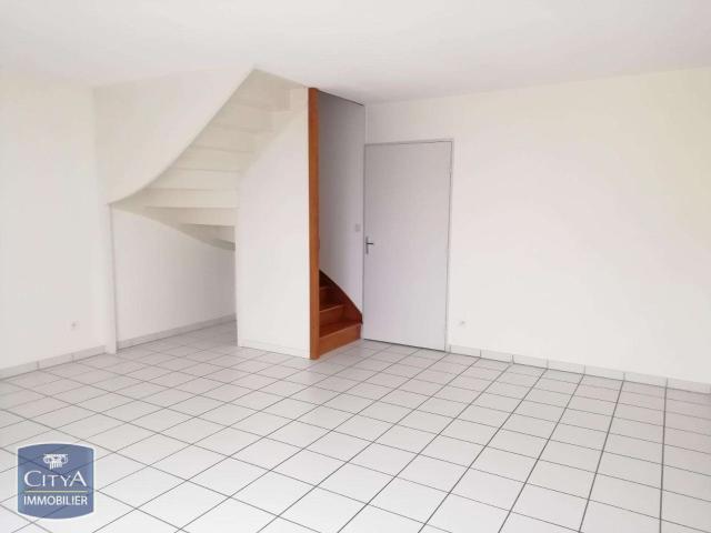 Location appartement 3 pièces Ruaudin 72