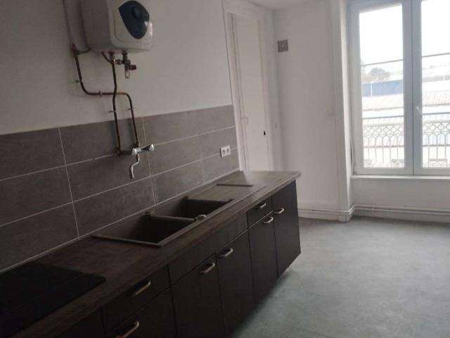 Location appartement 3 pièces Sedan 08