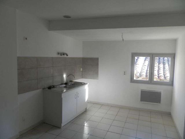 Location appartement 3 pièces Sommières 30