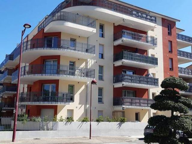 Location appartement t3 61 m² Bourgoin Jallieu 38300 929 €