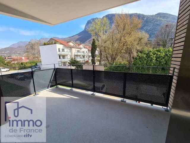 Location appartement t3 66.62 m² Saint Égrève 38120 841 €