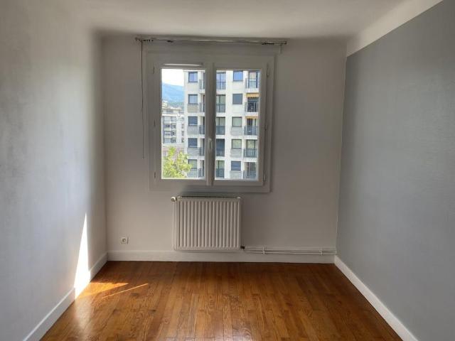 Location Appartement T3 66m² Chambery