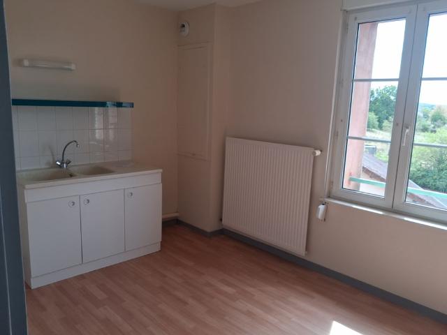 Location Appartement T3 72 m² Rougemont