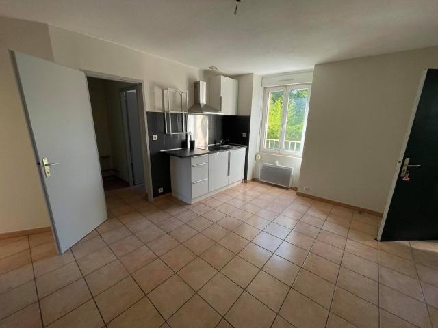 Location APPARTEMENT T3 1ER ETAGE | Agence Delas