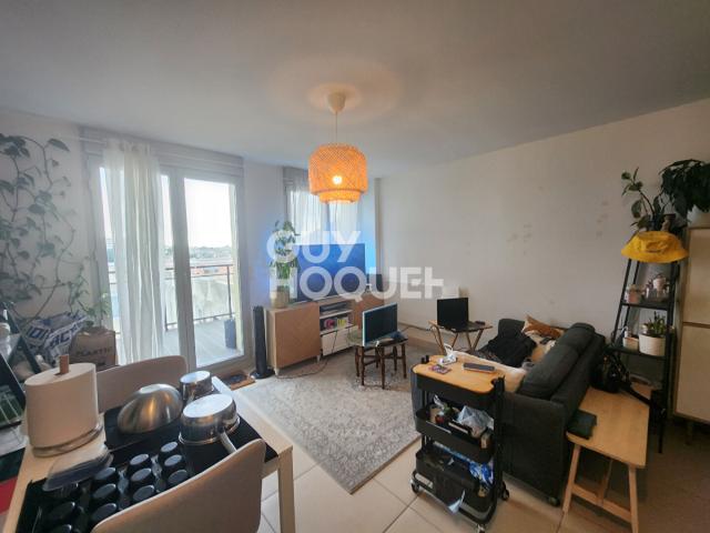 Location: appartement T3 à ORLEANS CENTRE