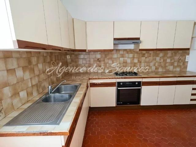 Location: Appartement T3 à Varages